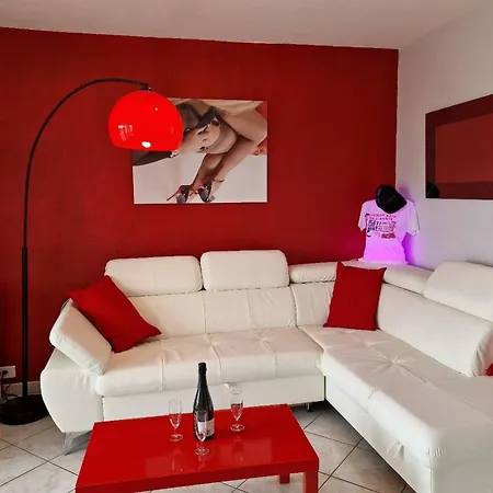 Naturiste Cap D'agde Heliopolis F 61 * אגדה